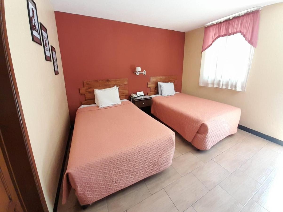 Hotel Y Restaurante Villa Esmeralda Quetzaltenango Exteriér fotografie