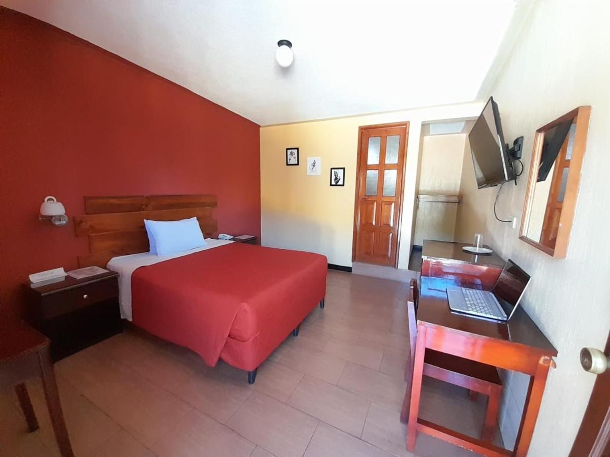 Hotel Y Restaurante Villa Esmeralda Quetzaltenango Exteriér fotografie