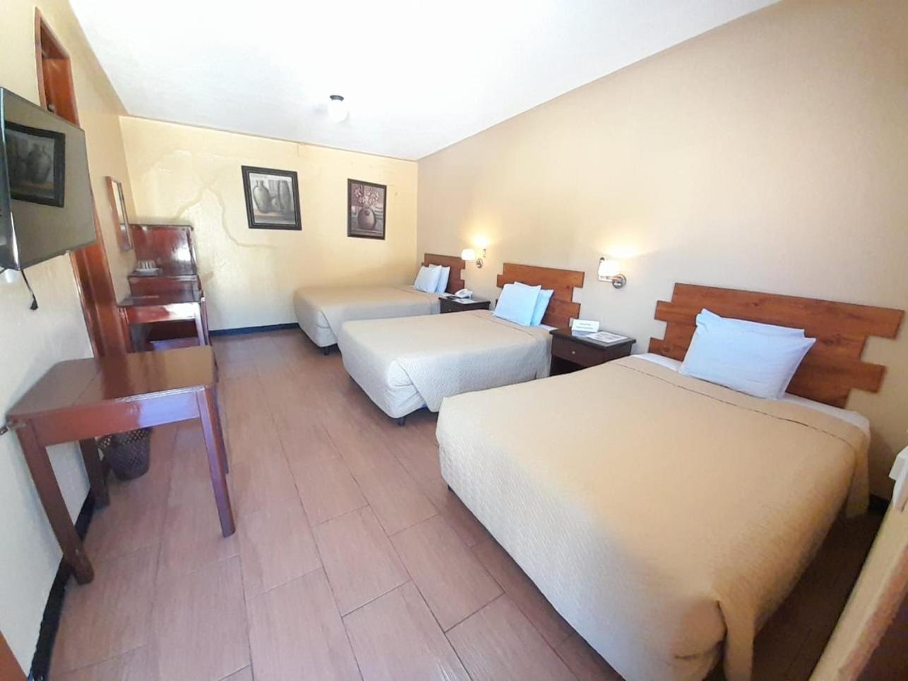Hotel Y Restaurante Villa Esmeralda Quetzaltenango Exteriér fotografie