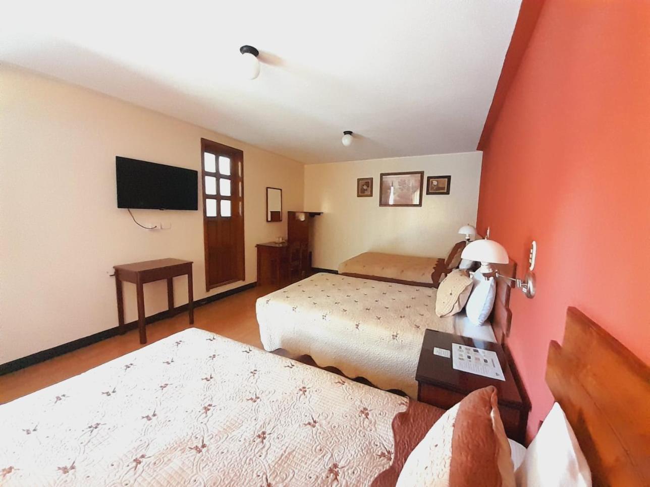 Hotel Y Restaurante Villa Esmeralda Quetzaltenango Exteriér fotografie