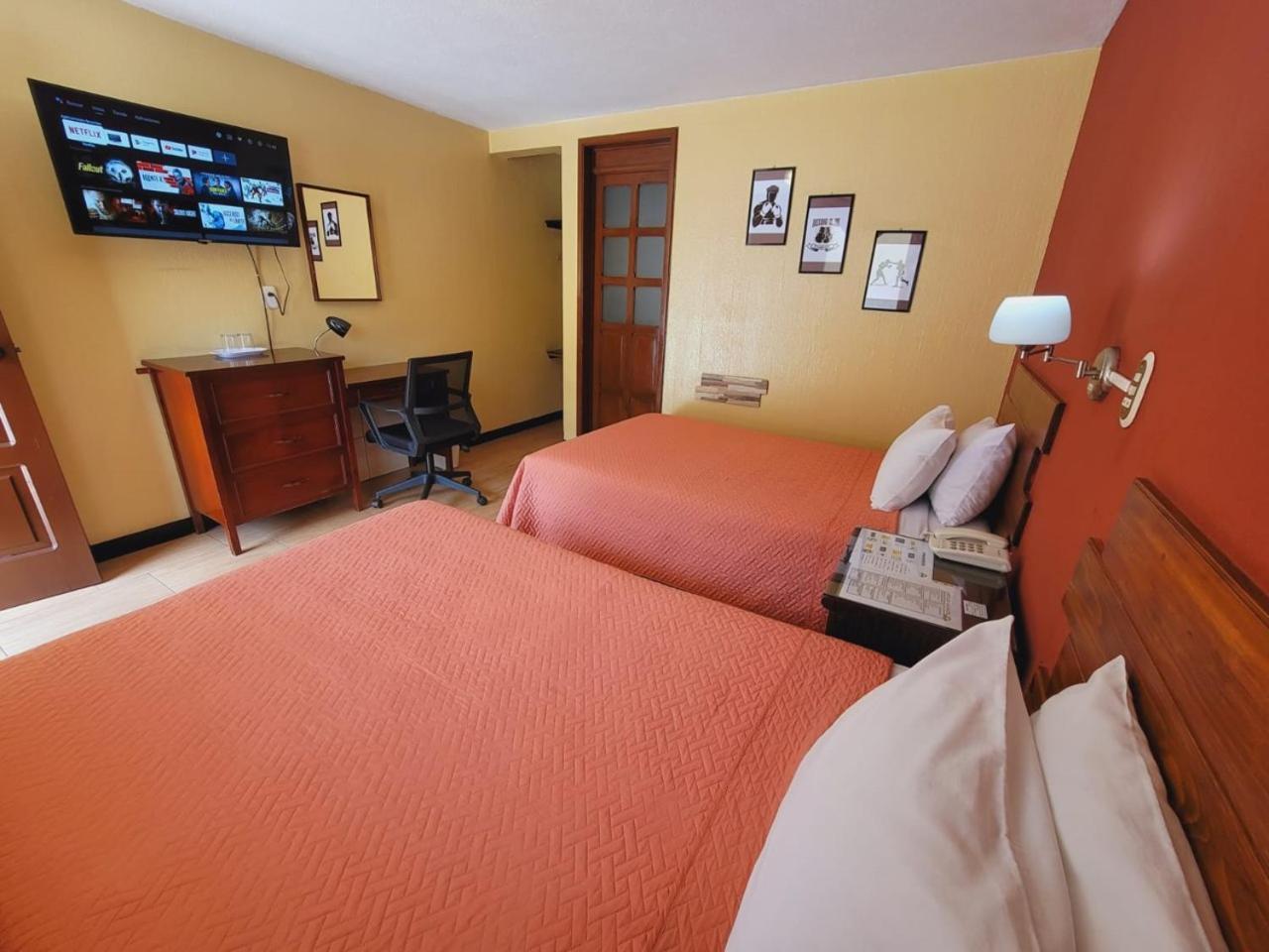 Hotel Y Restaurante Villa Esmeralda Quetzaltenango Exteriér fotografie