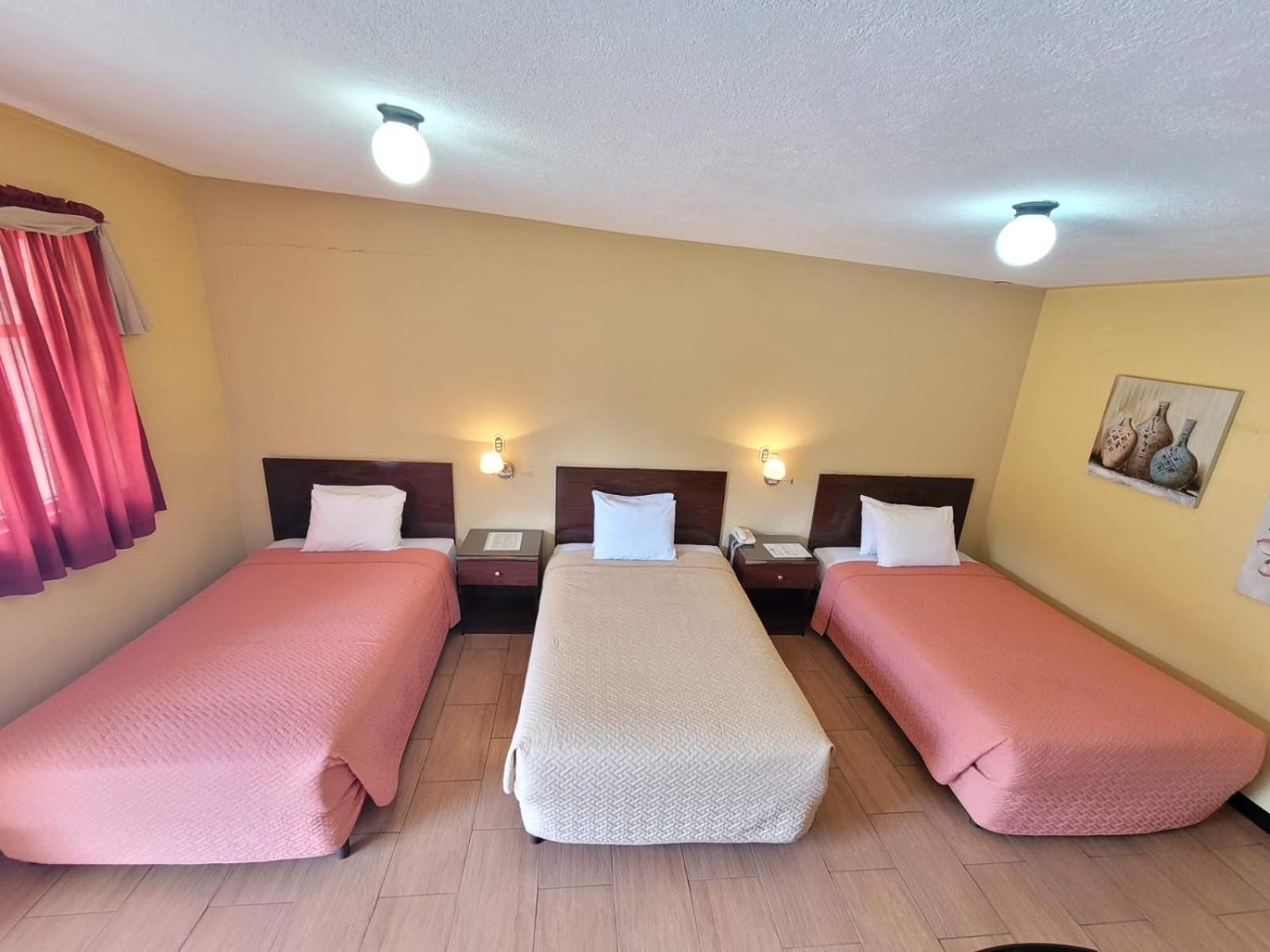Hotel Y Restaurante Villa Esmeralda Quetzaltenango Exteriér fotografie