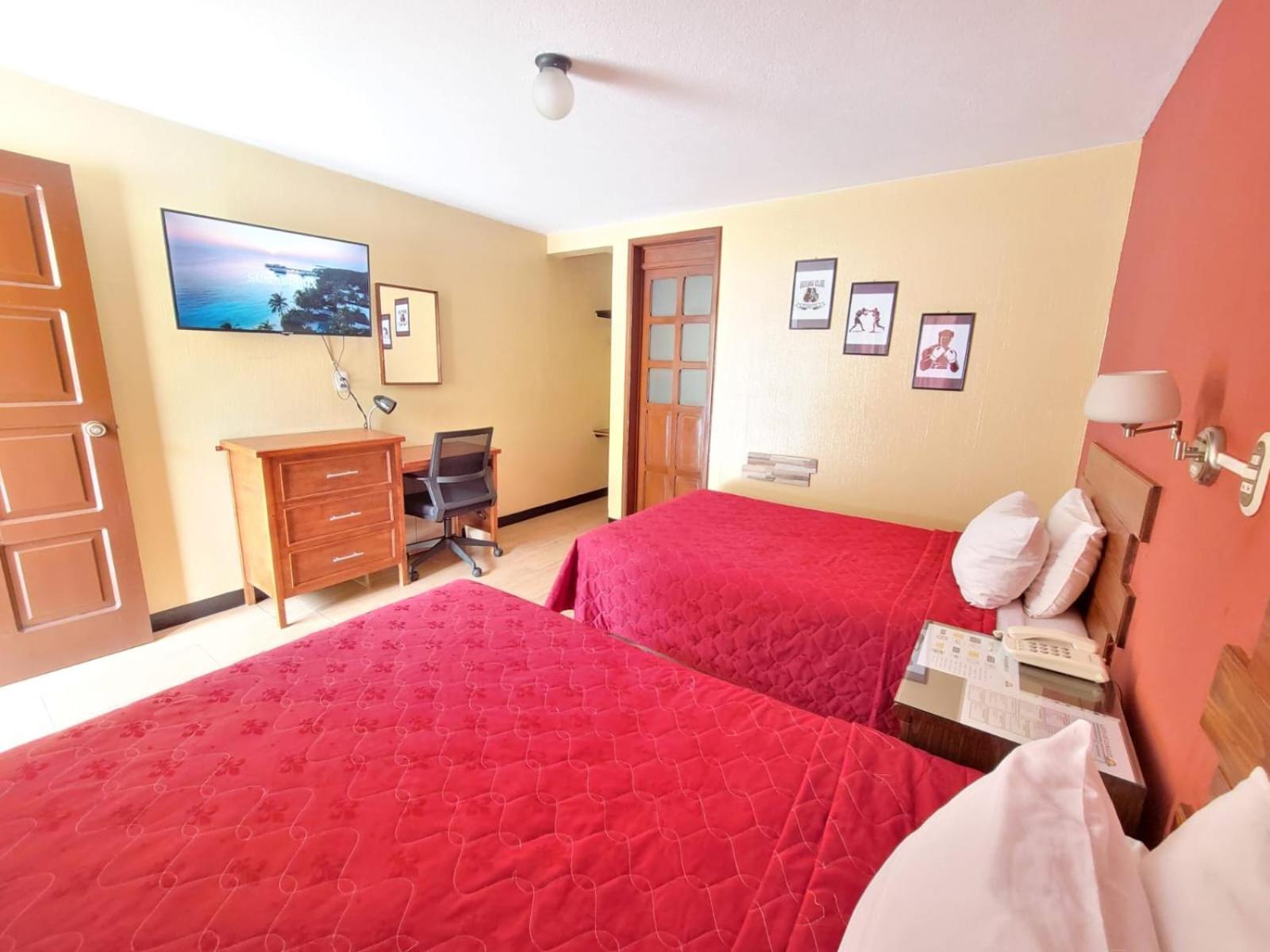 Hotel Y Restaurante Villa Esmeralda Quetzaltenango Exteriér fotografie